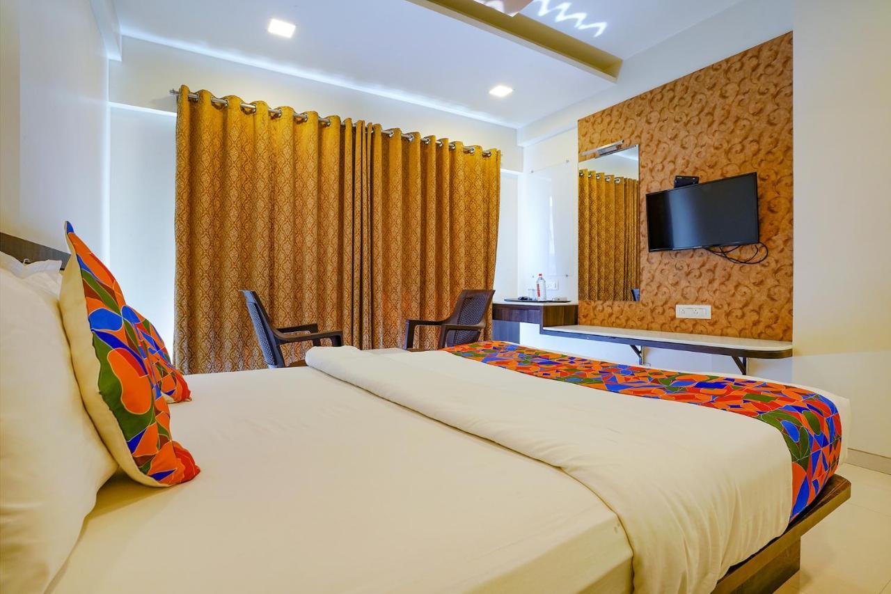 Fabhotel Ramjis Residency Nashik Extérieur photo